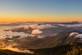 금오산 정상에서 바라본 풍경