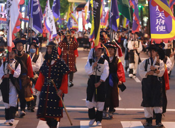 통제영 길놀이 모습