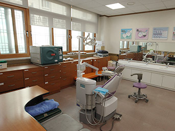 구강보건실, Dental Health Center 표찰