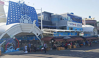 ㈜여수수산시장건물 외부 전경모습