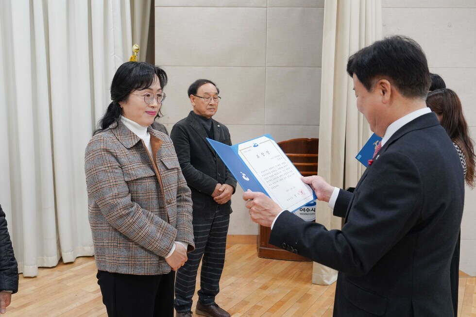 20251217 2025년 시정발전 유공 이·통장 표창 수여식-3.jpg