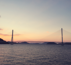 노을이 지는 여수 남면 화태대교