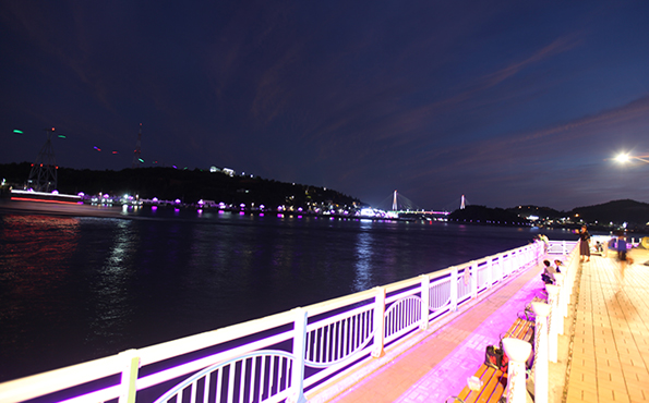 여수밤바다 산책로