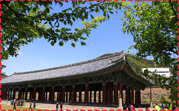 국보 제 304호 진남관 전경