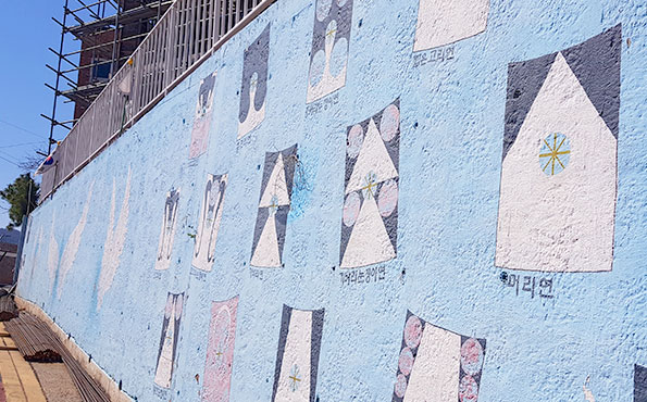 다양한 방패연의 모양과 이름이 적혀있다