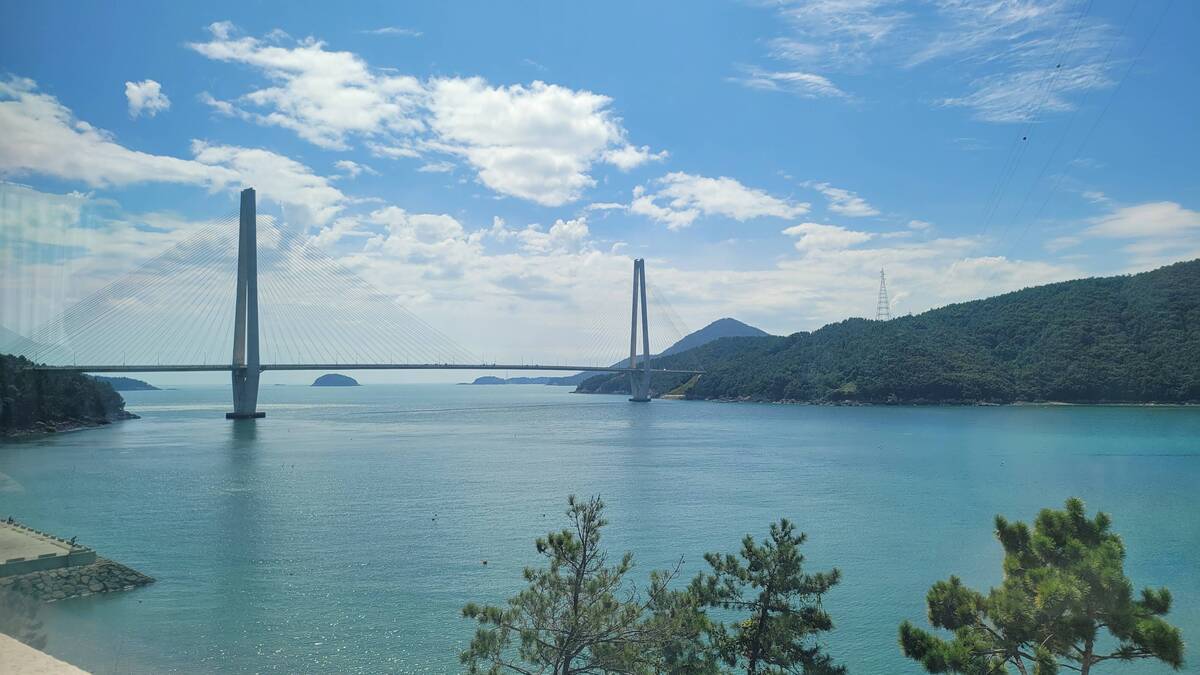 화양면에서 바라본 여자만과 화양대교