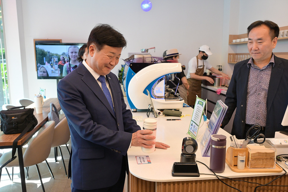 2-2 여수시, COP33 유치와 탄소중립 실천을 위한 업무협약 체결