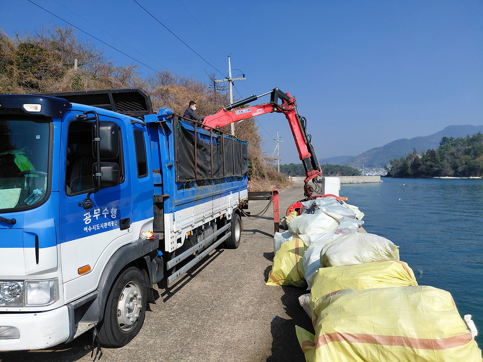 1-2 여수시, 2026여수세계섬박람회 대비 도서지역 생활폐기물 관리 강화.jpg
