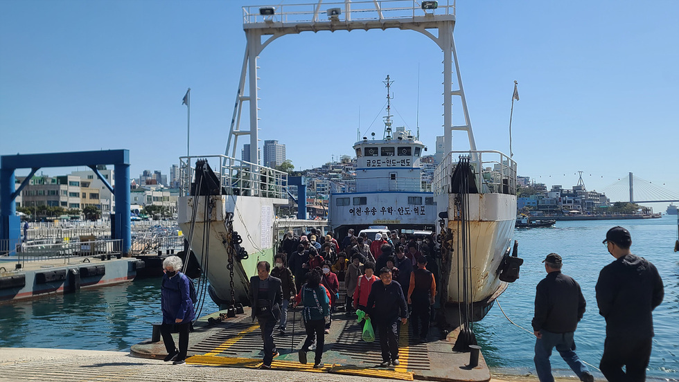 3 여수시, 여수~연도 여객선 운항 협약 체결… 항로 안전화 기대.jpg