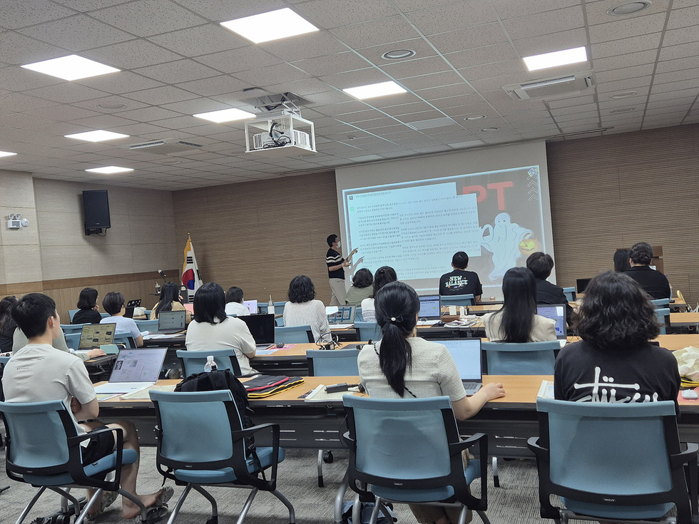 6 여수시 이순신도서관, AI 융합교육 전문강사 양성 과정 운영.jpg