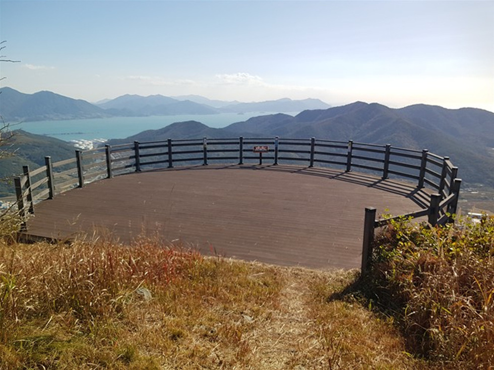 9 여수시, 영취산 진달래 축제 대비 등산로·산림공원 정비.jpg