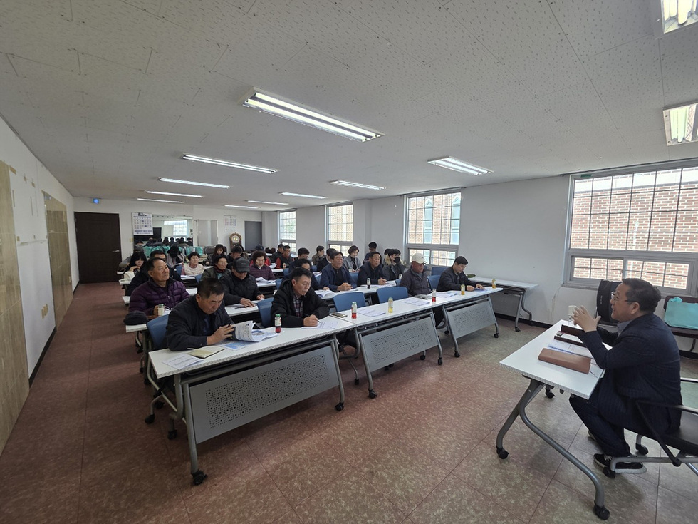 3-1 여수시, 2026여수세계섬박람회 대비 주요 섬 현장 간담회 추진.jpg