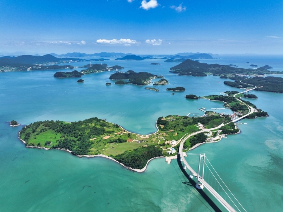 已经一千万了 成为全球海洋旅游疗养城市的'旅游丽水'_1-2.jpg