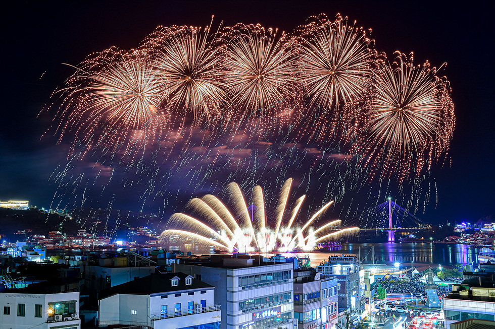 2022 Yeosu Night Sea Fireworks Festival